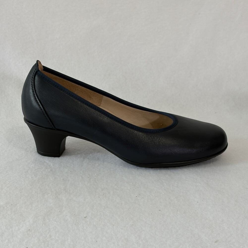 SAS Dress Shoes Womens 7.5 Dark Blue Block Low Heel Round Toe Cushioned Comfort - Picture 2 of 13